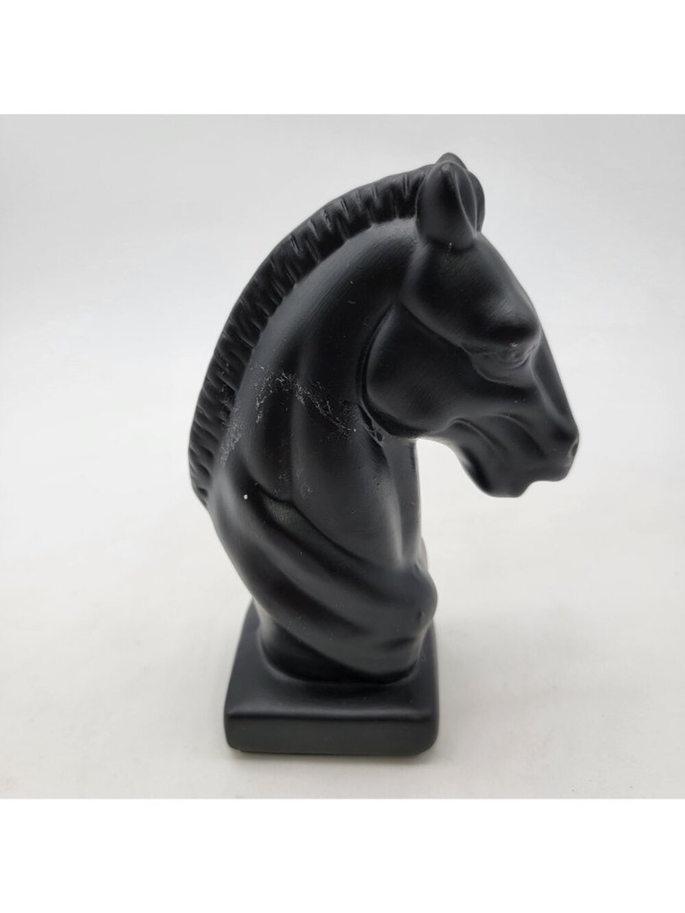Black Horse Head Chess Piece Statue Table Decor - Picture 2 of 11